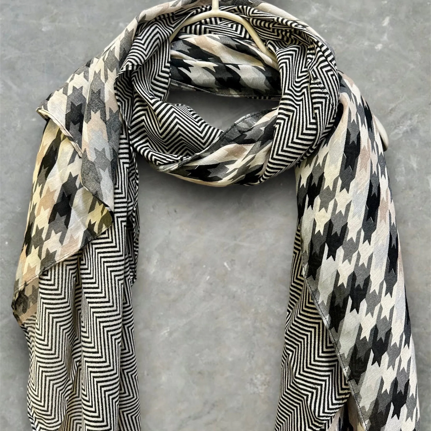 Houndstooth Pattern Cotton Grey Scarf/Summer Autumn Scarf/Gifts For Mother/Gifts For Her Birthday and Christmas/Scarf For Women